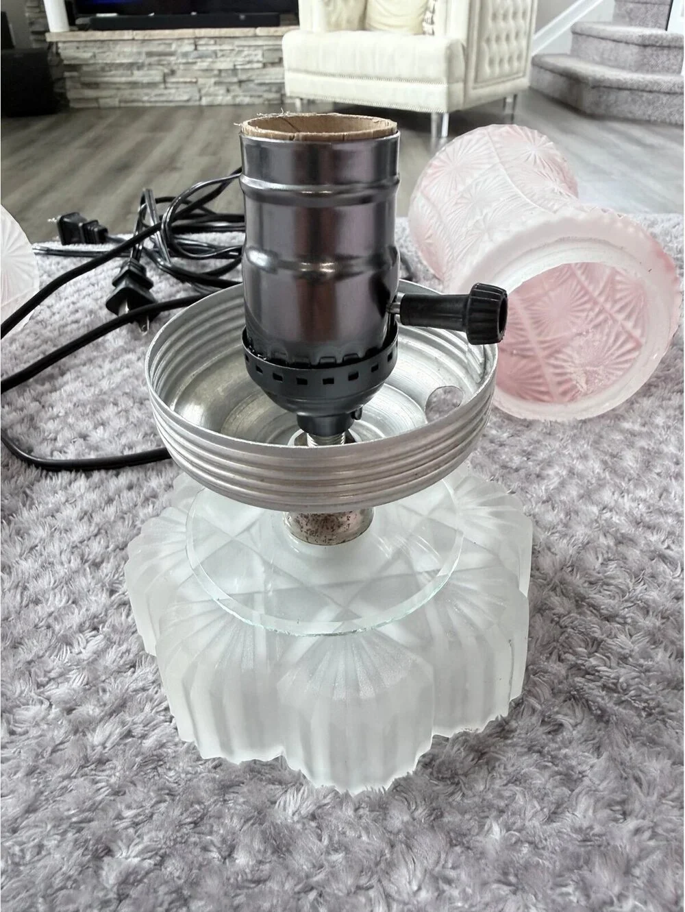 Vintage Pair Pink Satin Glass Boudoir Accent Lamps Starburst Pattern Frosted Gla